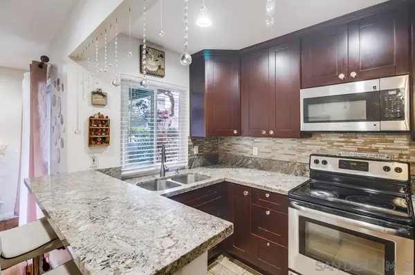 8015 Caminito De Pizza #B, San Diego, CA 92108