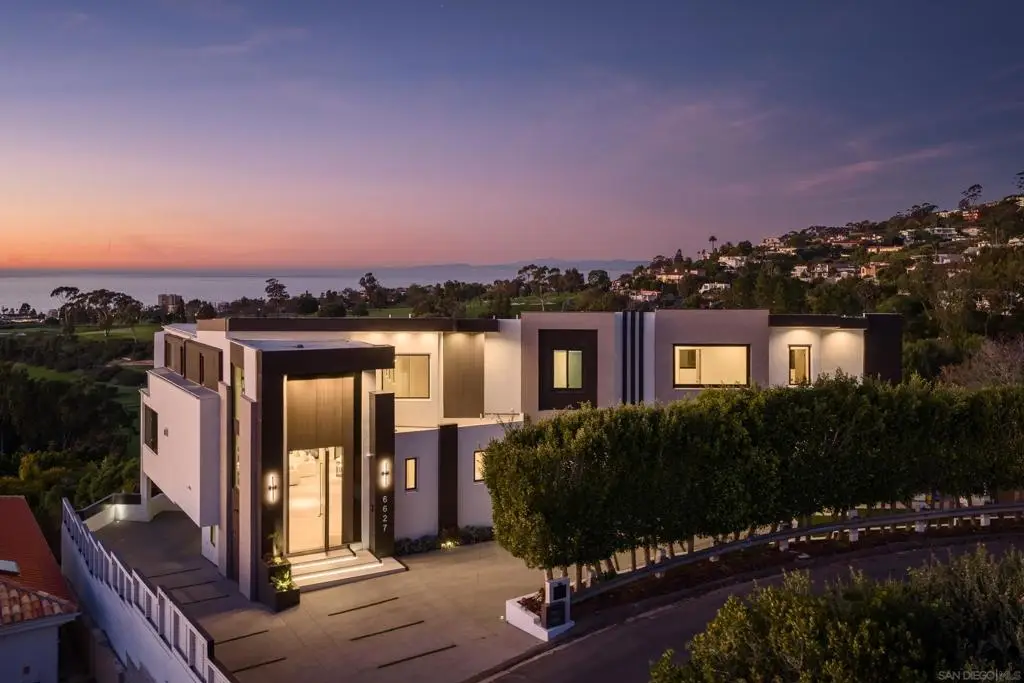 6627 Muirlands Dr, La Jolla, CA 92037 - #1