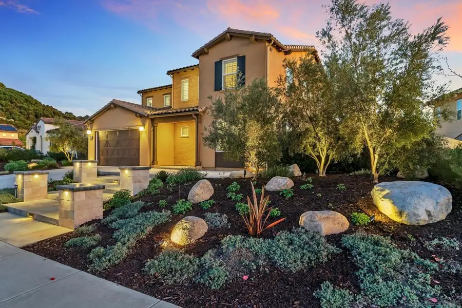 1128 Witherby Ln, Escondido, CA 92026 - Image #2