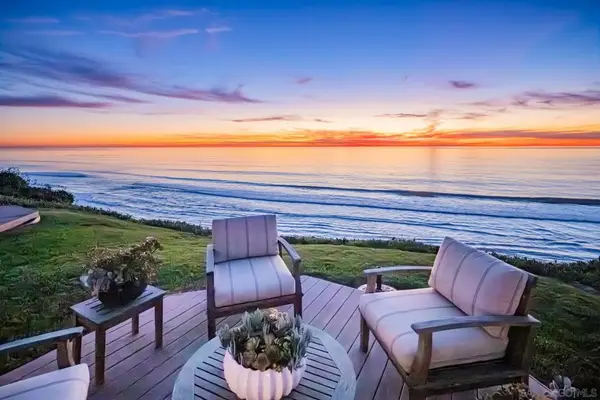 538 Fourth St, Encinitas, CA 92024