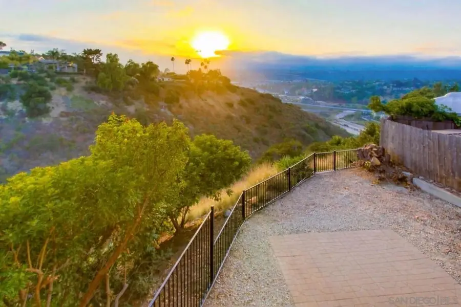 5484 Redding Road, San Diego, CA 92115 - Image #3