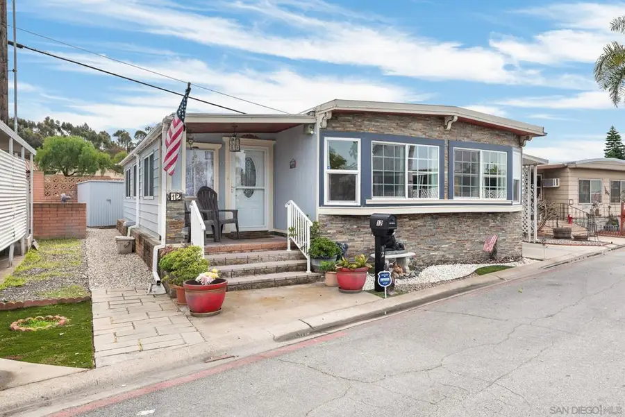 12 Bahia Ln, Oceanside, CA 92058 - Image #2