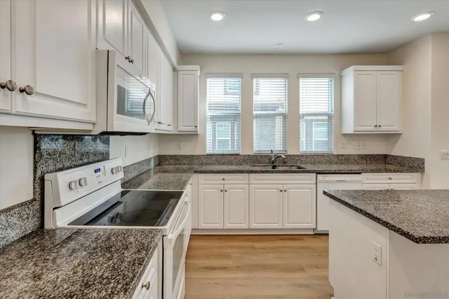 311 Mission Terrace Ave, San Marcos, CA 92069 - Image #3