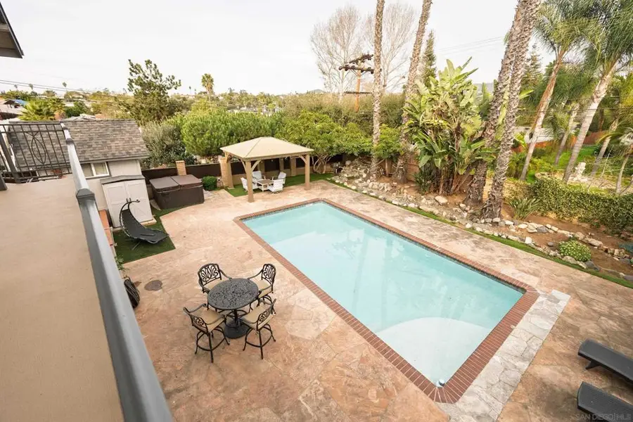 444 Avalon Dr., Vista, CA 92084 - #3