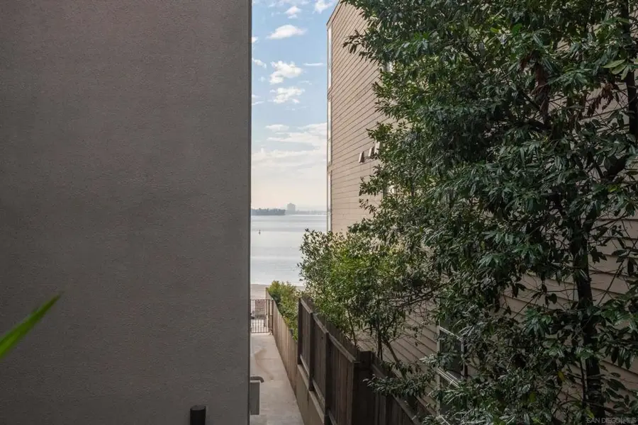 1235 Parker Pl #2B, San Diego, CA 92109 - Image #3