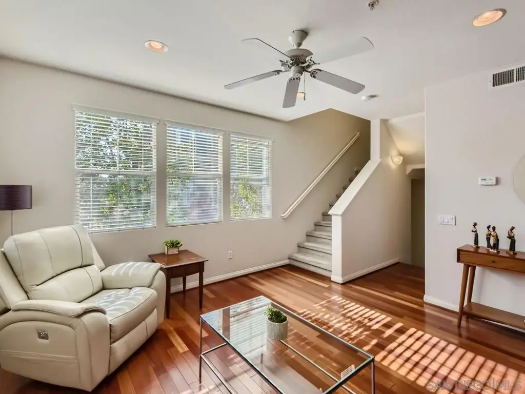 8761 Plaza Park Ln, San Diego, CA 92123 - Image #1