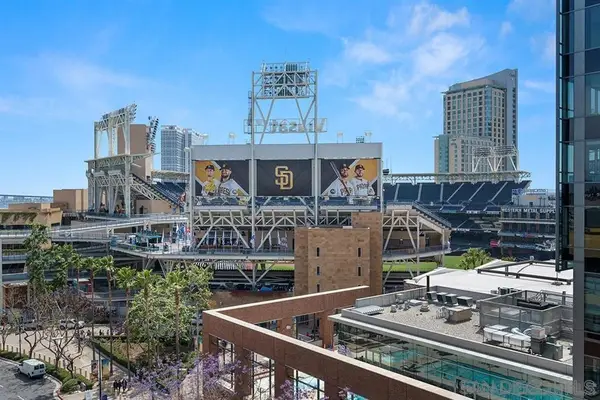 321 10th Avenue #806, San Diego, CA 92101