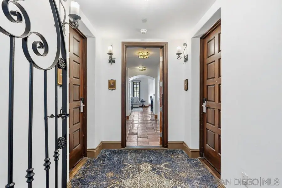 7319 Estrella De Mar Rd 10, Carlsbad, CA 92009 - Image #2