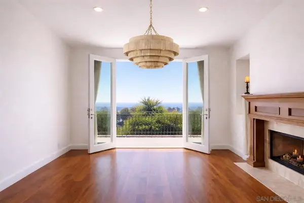 1690 Gascony Rd, Encinitas, CA 92024