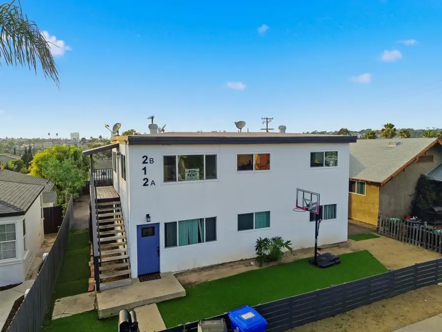 204 12 S Pardee, San Diego, CA 92113 - Image #3