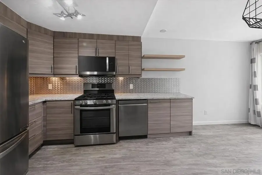 8605 Arminda Cir #6, Santee, CA 92071 - #3