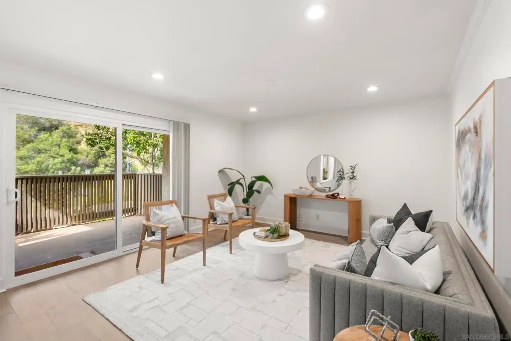 8503 Villa La Jolla Dr #E, La Jolla, CA 92037 - #1