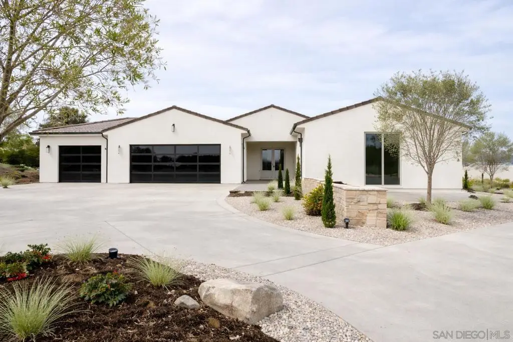 588 Twin Country Ln, Fallbrook, CA 92028 - #1