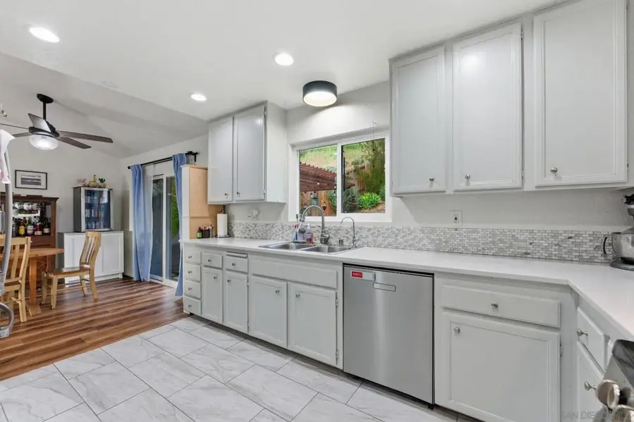 1620 Madrone Gln, Escondido, CA 92027 - #3