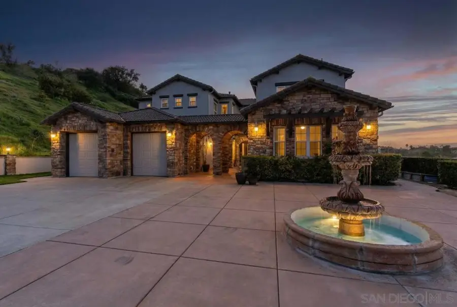310 Highland Oaks, Fallbrook, CA 92028 - Image #2