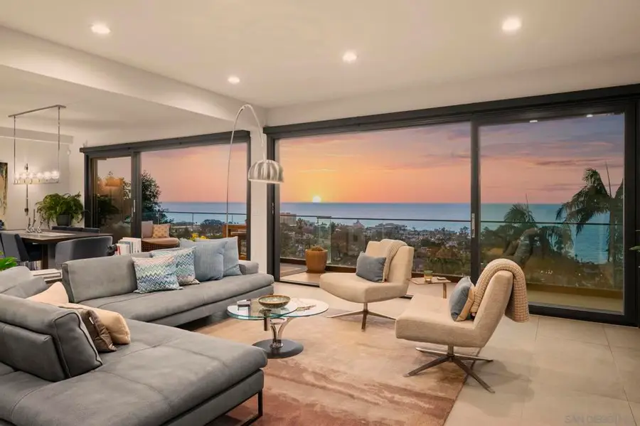 1586 Crespo Dr, La Jolla, CA 92037 - #3