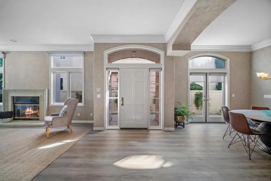 5380 Renaissance Ave, San Diego, CA 92122 - Image #3