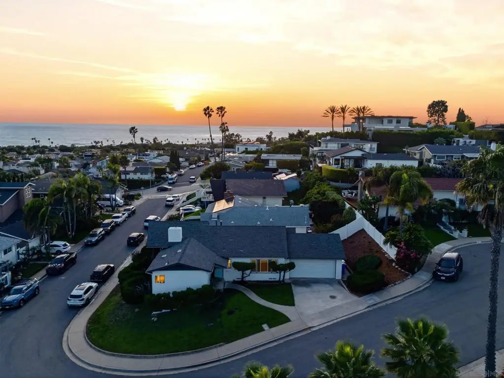 934 Candlelight Place, La Jolla, CA 92037 - #1