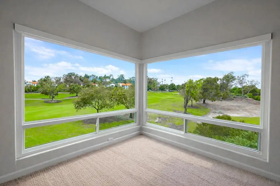 12122 Royal Birkdale Row #303, San Diego, CA 92128 - #3