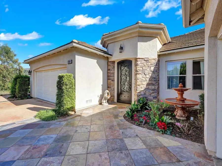 25440 Rue Lausanne, Escondido, CA 92026 - #3