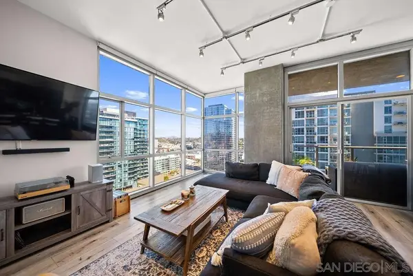 800 The Mark Lane #2104, San Diego, CA 92101