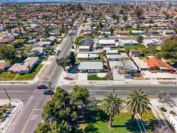 695 S Santa Fe S, Hemet, CA 92543