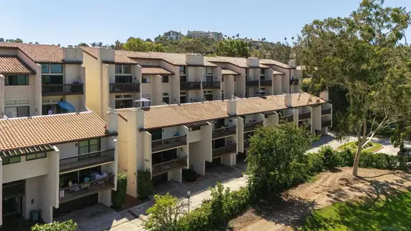 2503 Navarra Dr #105, Carlsbad, CA 92009