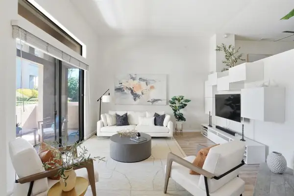 4383 Nobel Dr #86, San Diego, CA 92122