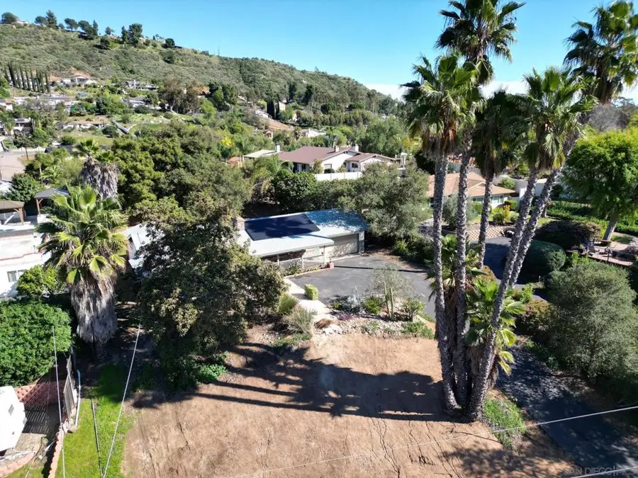 26327 N Broadway, Escondido, CA 92026 - #2