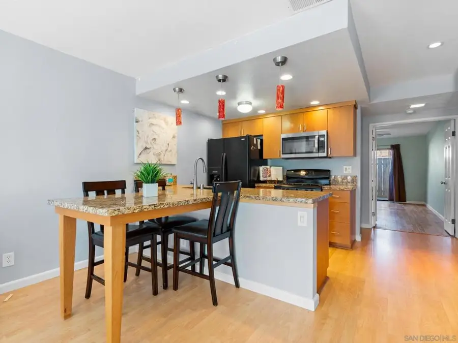 1568 Thomas Ave, San Diego, CA 92109 - #3