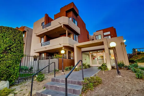 7826 Topanga Canyon Blvd #210, Canoga Park, CA 91304