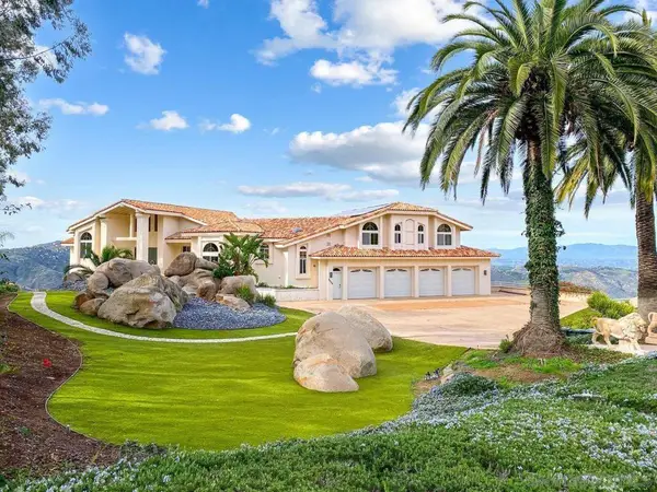 9629 Misty Meadow Lane, Escondido, CA 92026