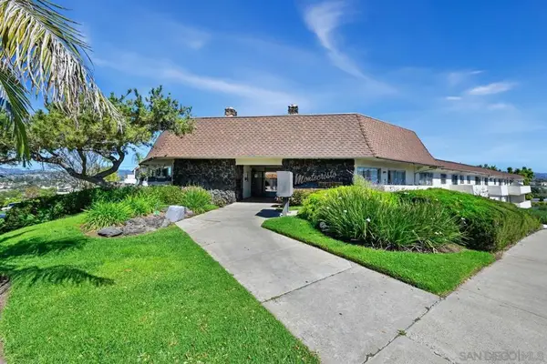 806 E 4th Ave #10, Escondido, CA 92025