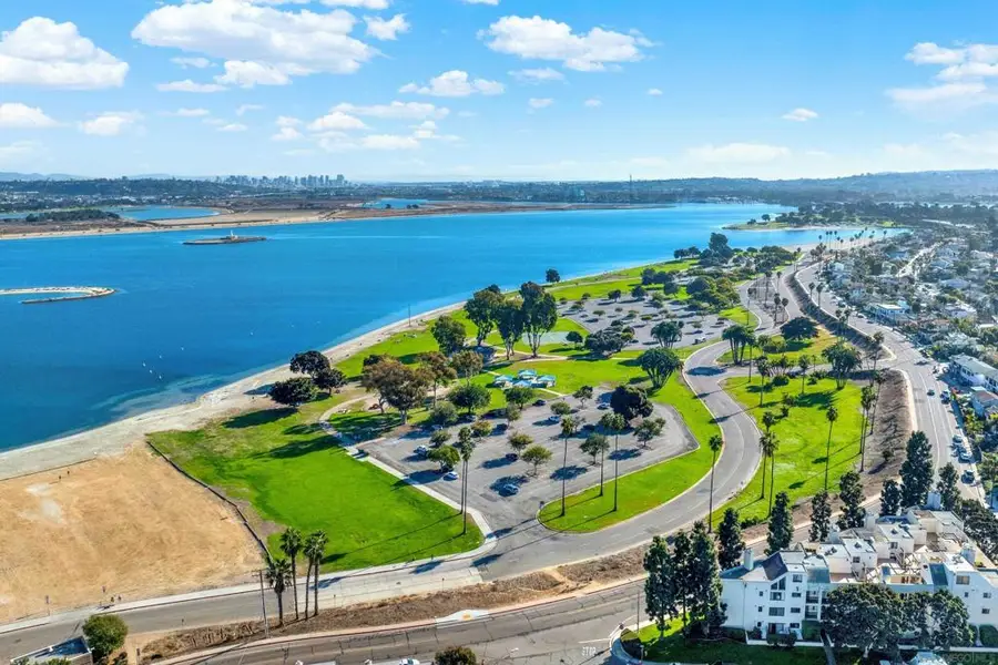 Address Withheld By Seller, San Diego, CA 92109 - #3