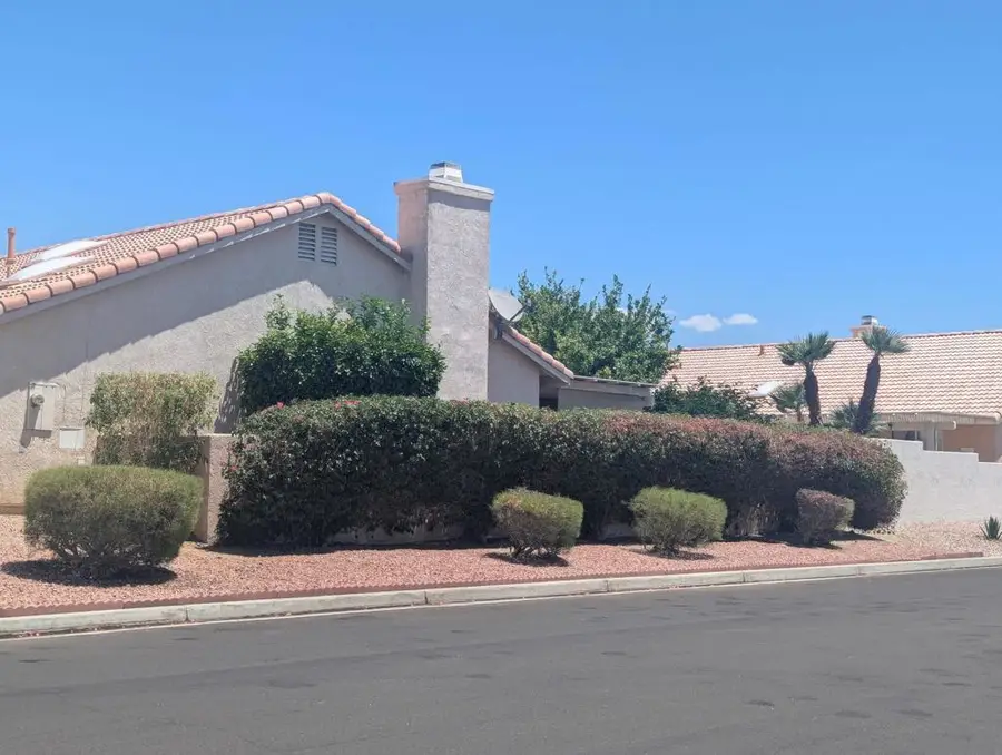 33932 Shady Palms Cir, Thousand Palms, CA 92276 - #2