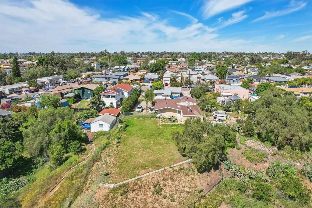 17 Sycamore Dr, San Diego, CA 92105 - #1