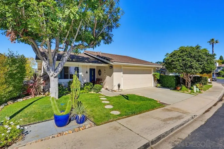 3041 Caminito Arenoso, San Diego, CA 92117 - #2