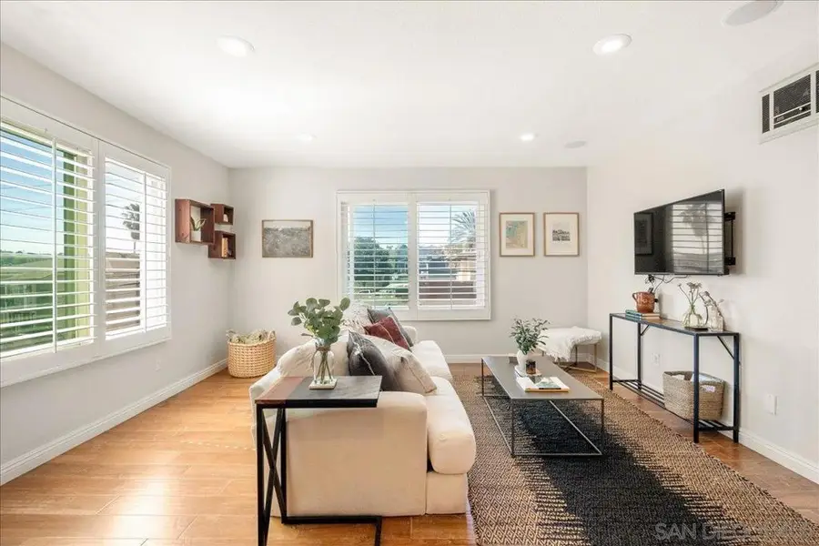 2828 Famosa Blvd #305, San Diego, CA 92107 - #3