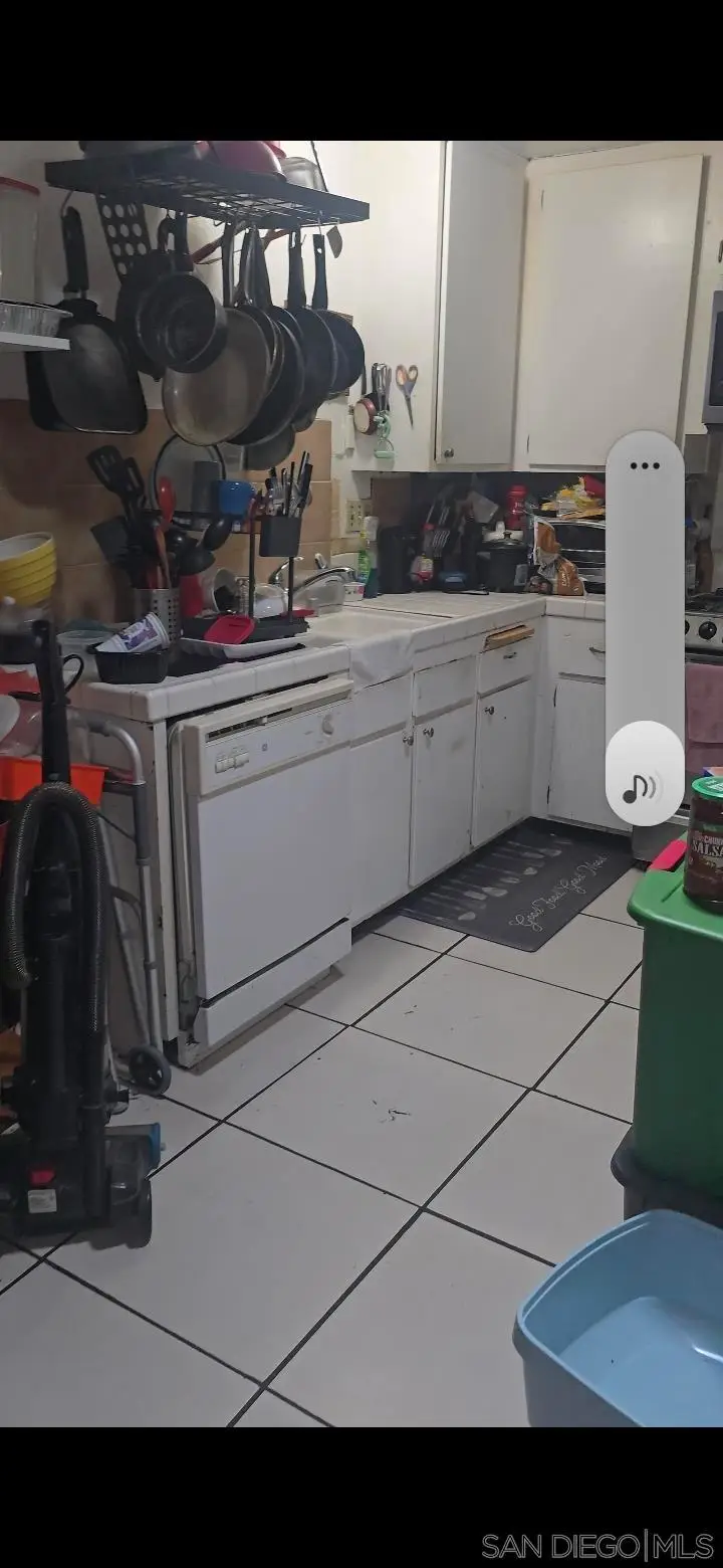 10847 Westonhill Dr, San Diego, CA 92126 - #3