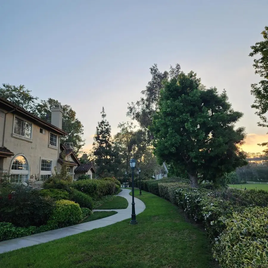4050 Porte De Palmas #26, San Diego, CA 92122 - #2