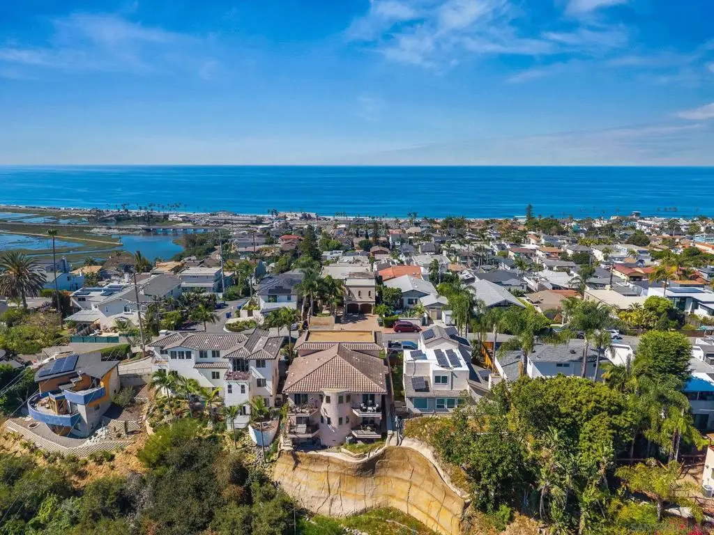 2483 Oxford Ave, Cardiff By The Sea, CA 92007 - #1