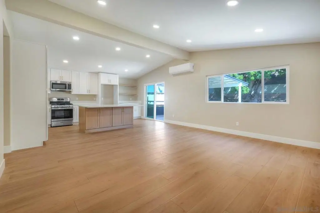 578 E. Indian Rock Rd, Vista, CA 92084 - #1