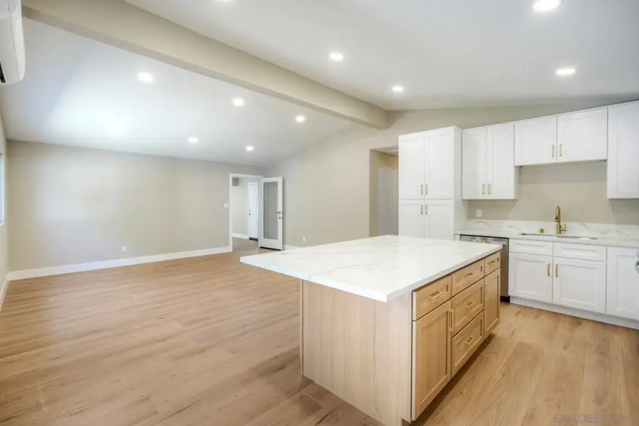 578 E. Indian Rock Rd, Vista, CA 92084 - #2