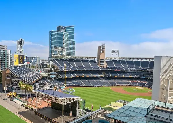 325 7th Avenue #1003, San Diego, CA 92101