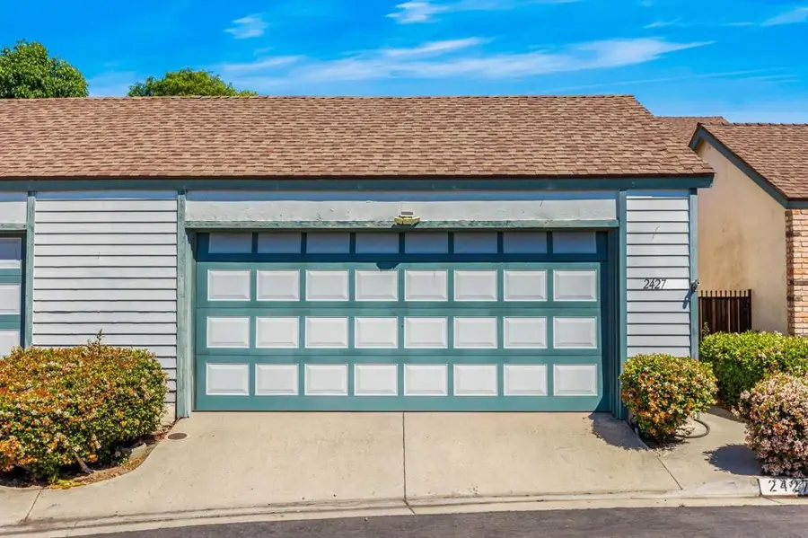 2427 Turnbridge Gln, Escondido, CA 92027 - #2