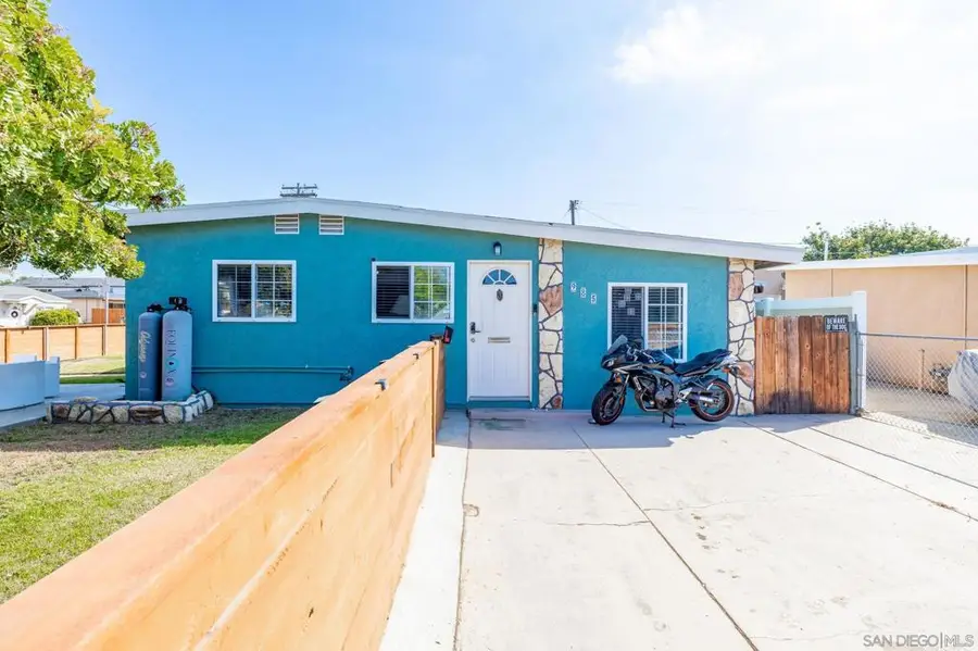 985 Fern Ave, Imperial Beach, CA 91932 - #2