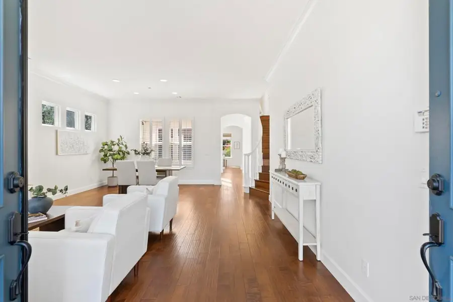 3993 Via Cangrejo, San Diego, CA 92130 - #3