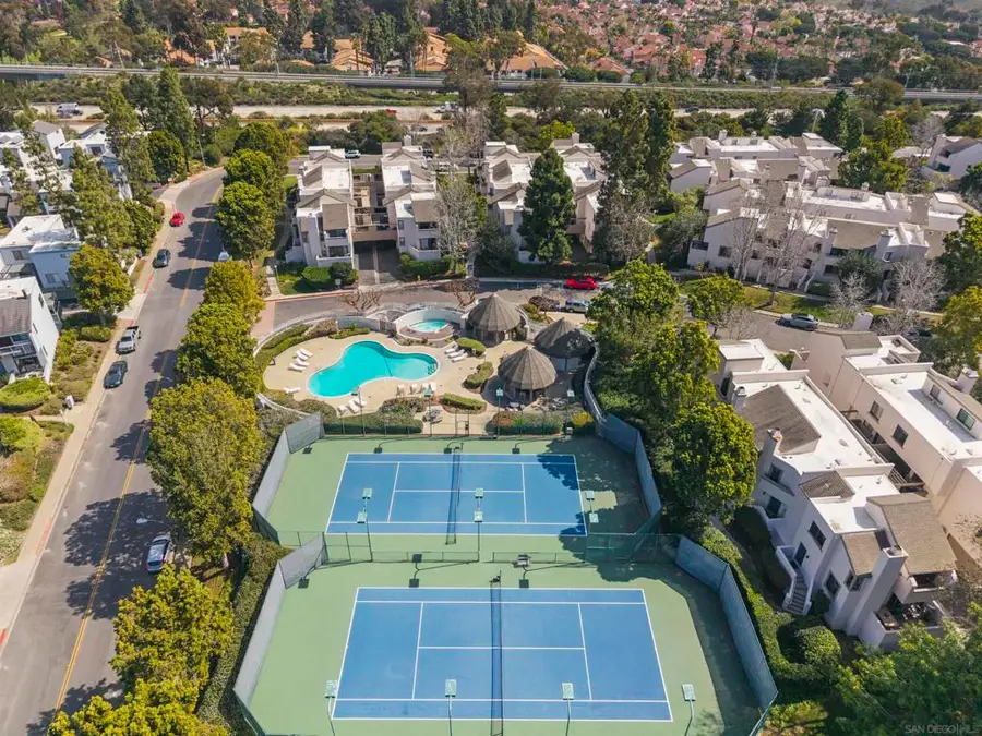 8490 Via Sonoma #10, La Jolla, CA 92037 - #2