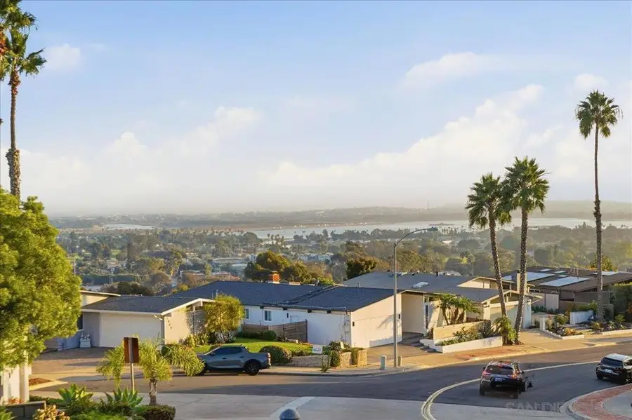 4985 Pacifica, San Diego, CA 92109 - #3