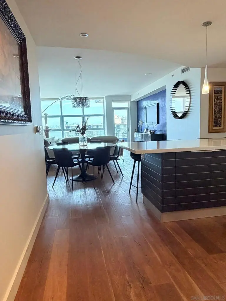 1325 Pacific Highway #1301, San Diego, CA 92101 - #1